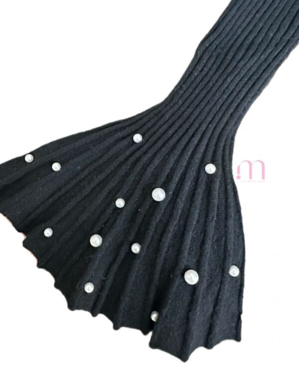 Pull noir près du corps à perles blanches - Taille XS à M - Image 2